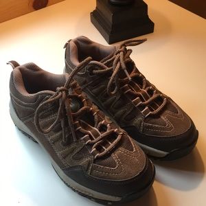 Denali Hiking shoes size 7.
